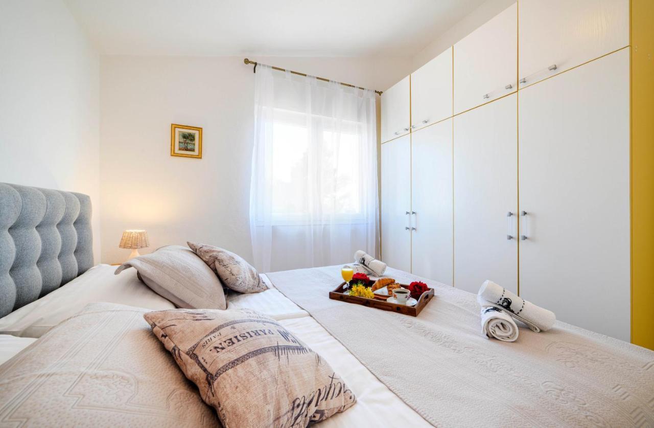 Apartment Busac Жаборич Экстерьер фото